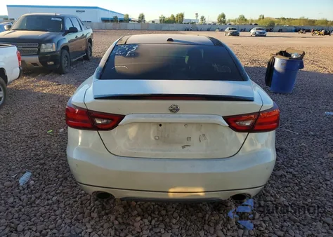 2017 Nissan Maxima 3.5S z USA, uszkodzony, nr VIN 1N4AA6AP3HC420450